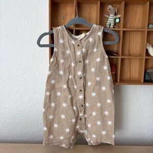 SIIX Collection Organic Cotton Neutral Sun Print Baby Romper Junpsuit